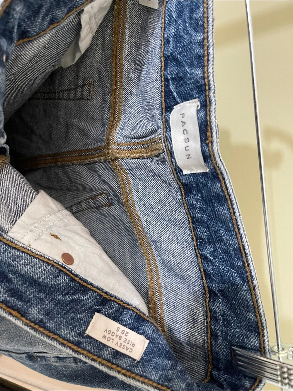 PacSun - Casey - Wide Leg Jeans - Medium Blue - size 28S. EXCELLENT CONDITION!! - Picture 3 of 3